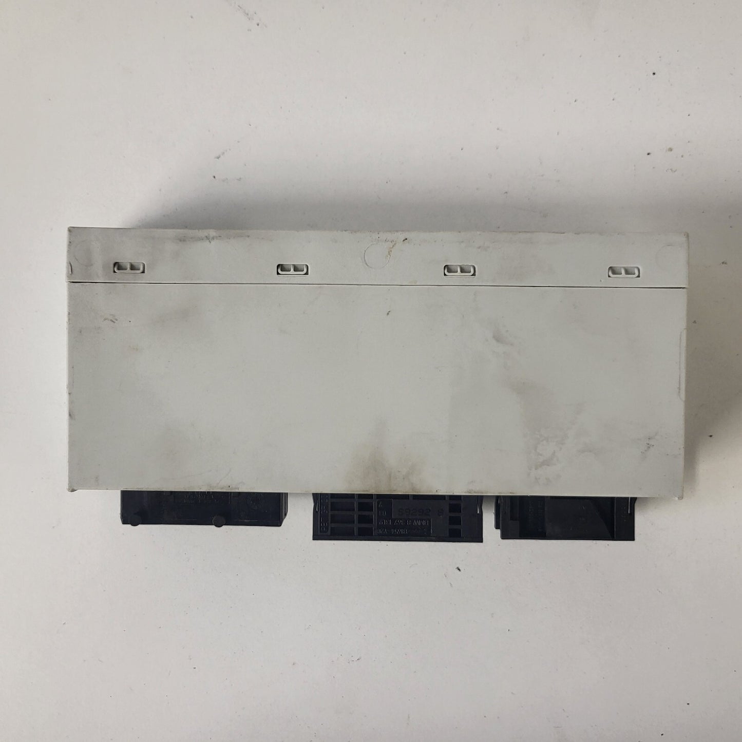 BMW MODULE ECU / 61356963034 / 10059810 / HW21 / GM5 / DELPHI 