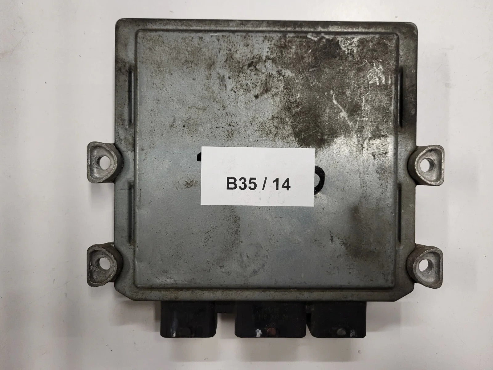 Ford ECU / 5S61-12A650-HA / 5WS40240A-T / 7BMA / SID804 / J38AC / SIEMENS