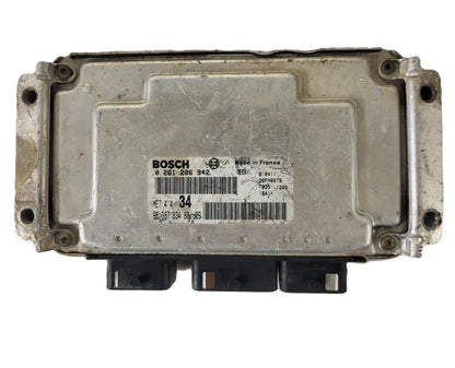 PEUGEOT CITROEN ECU / 0261206942 / 9638783480 / ME7.4.4. / BOSCH