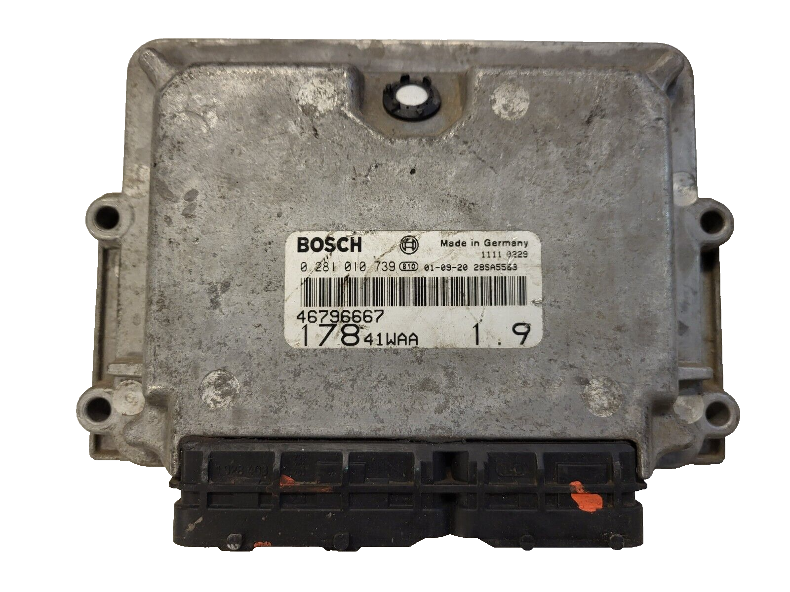 FIAT PALIO  ECU / 0281010739 / 46796667 / BOSCH