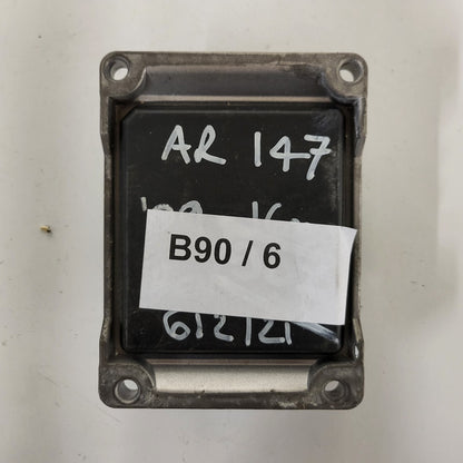 ALFA ROMEO 147 ECU / 0261207727 / 00552049900 / ME731HA029 / BOSCH