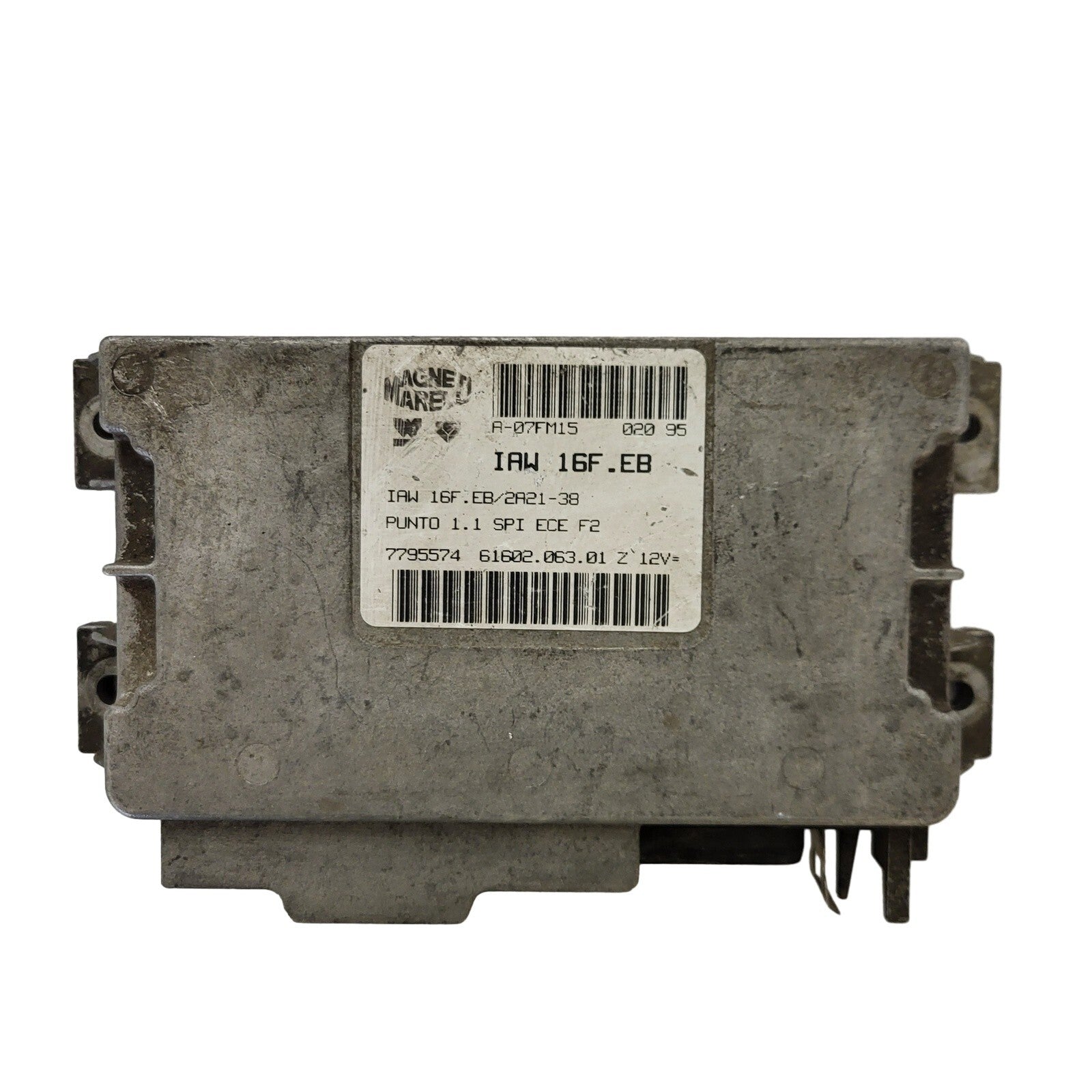 Fiat Punto 1.1 ECU / IAW 16F.EB / 7795574 / 61602.063.01 / MAGNETI MARELLI