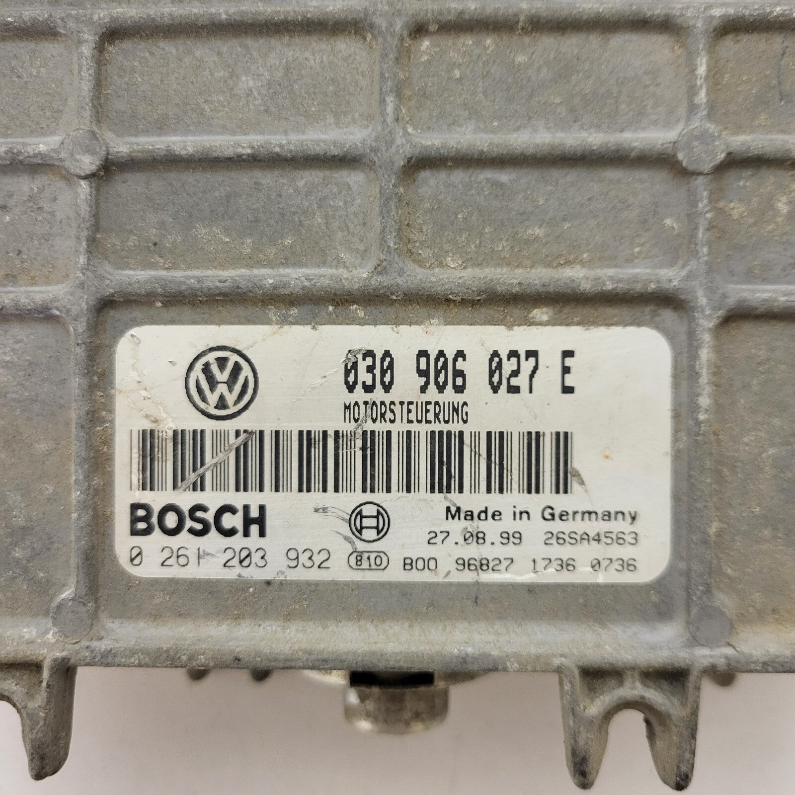 VW POLO  AROSA ECU / 030906027E / 0261203932 / BOSCH