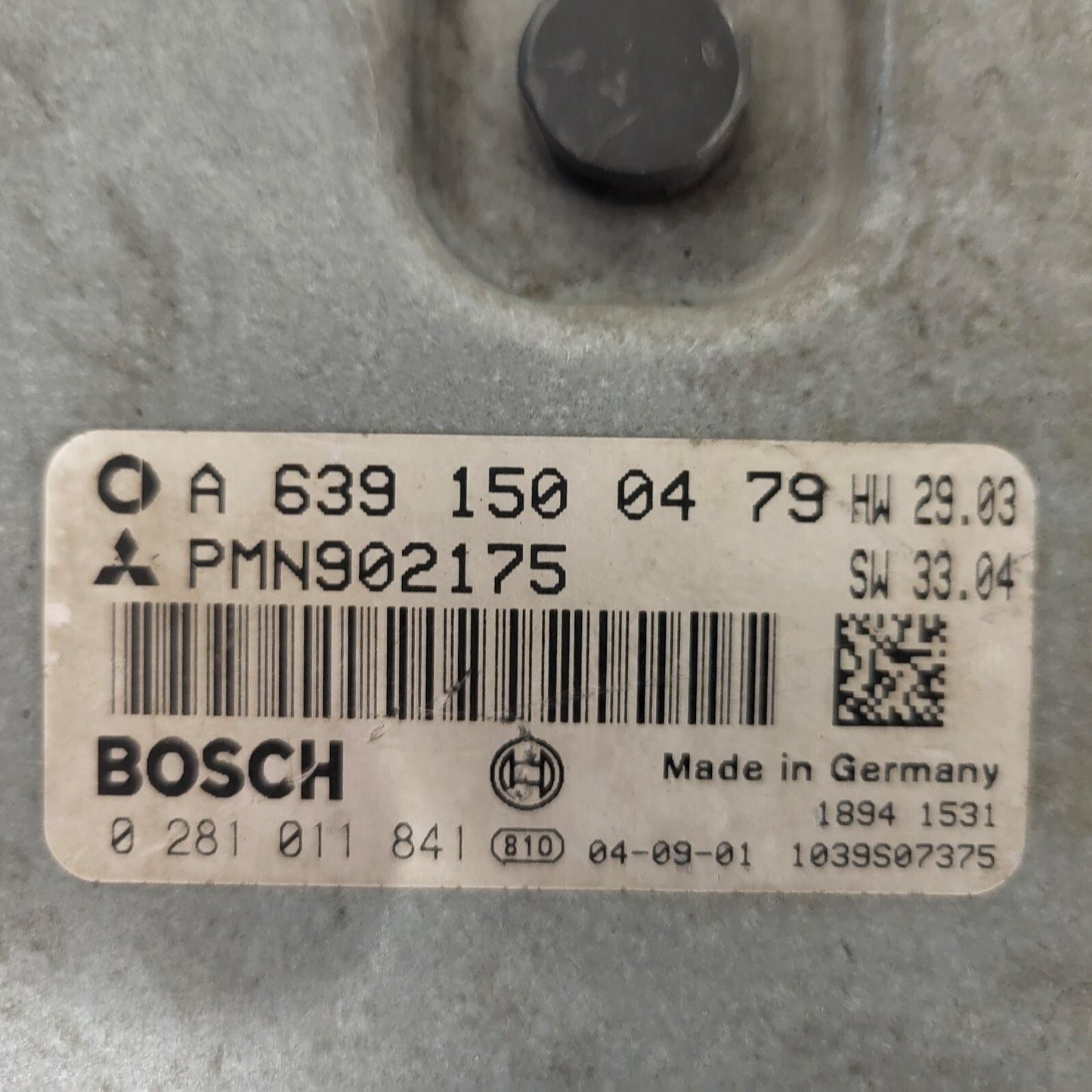 SMART FORFOUR ECU / A6391500479 / 0281011841 / BOSCH