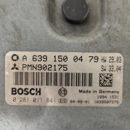 SMART FORFOUR ECU / A6391500479 / 0281011841 / BOSCH