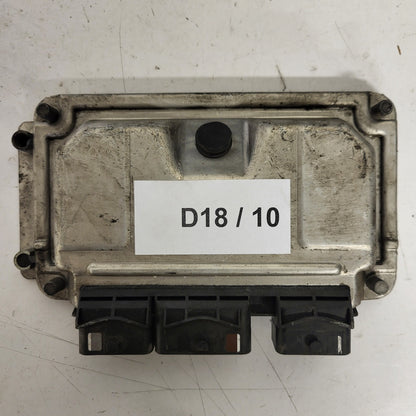 Citroex XSARA ECU / 0261207318 / 9653492680 / M7.4.4 / BOSCH