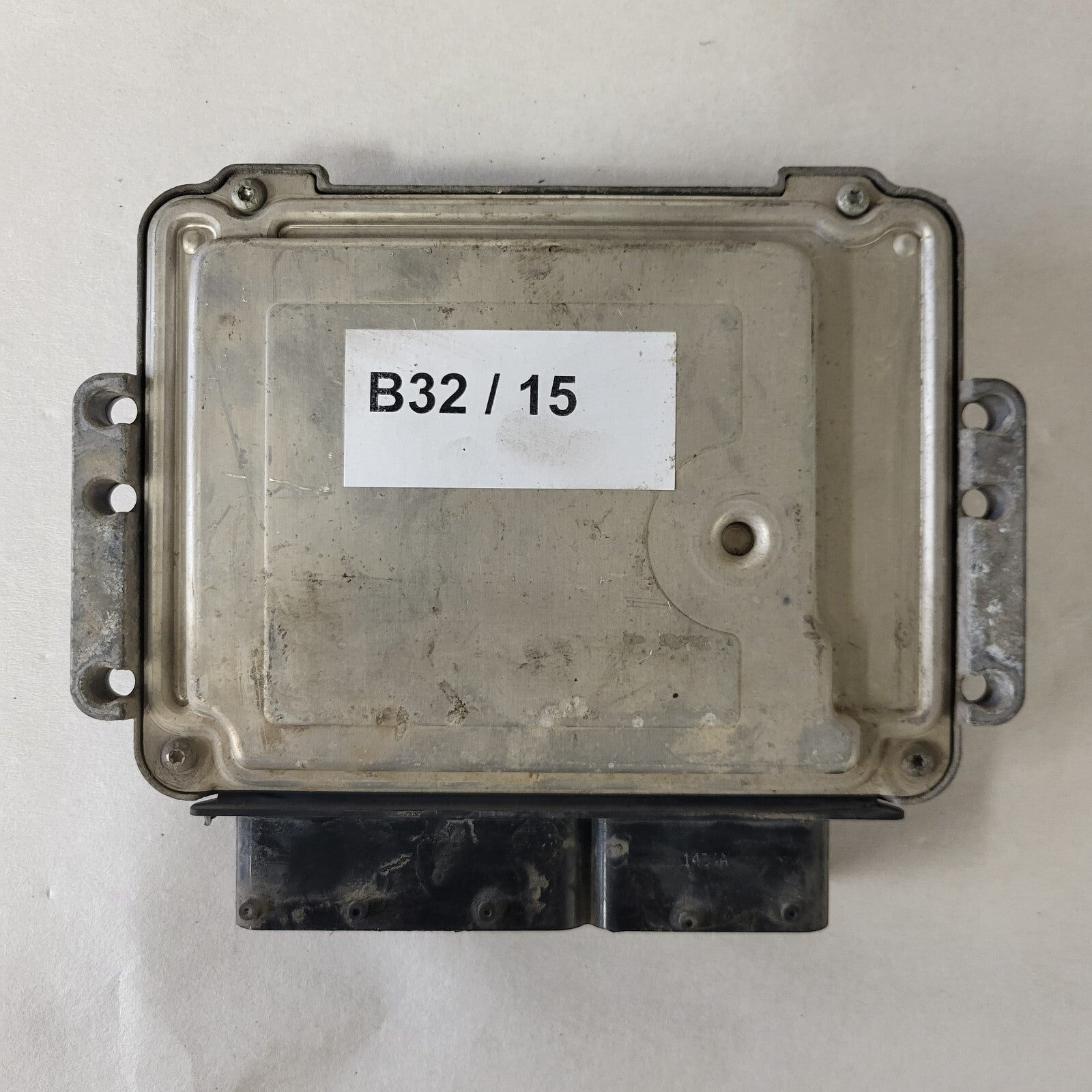 OPEL ASTRA H ECU / 0281012122 / 55198054  / AL / BOSCH
