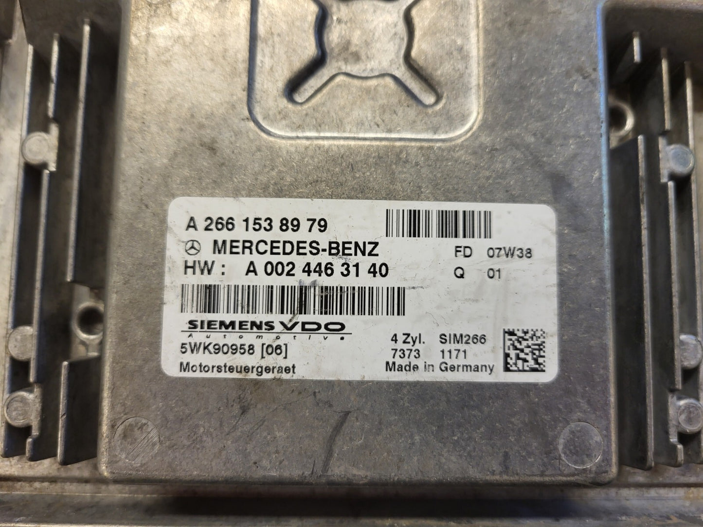 MERCEDES BENZ A B ECU / A2661538979 / A0024463140 / 5WK90958 / SIEMENS