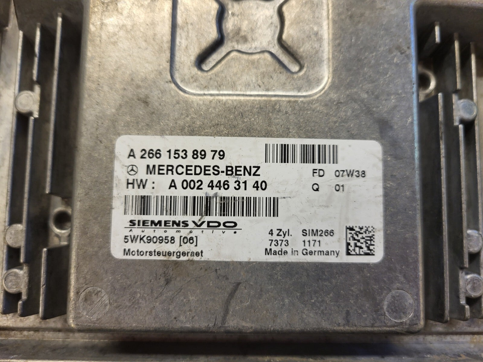 MERCEDES BENZ A B ECU / A2661538979 / A0024463140 / 5WK90958 / SIEMENS