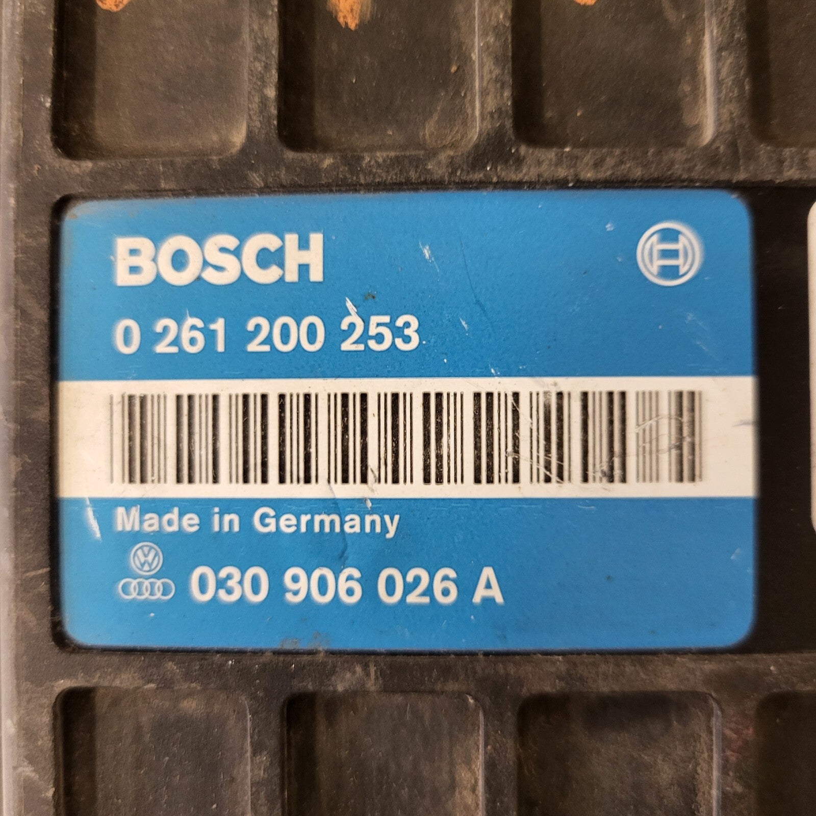 VW VOLKSWAGEN POLO 1.0 ECU / 0261200253 / 030906026A / BOSCH 