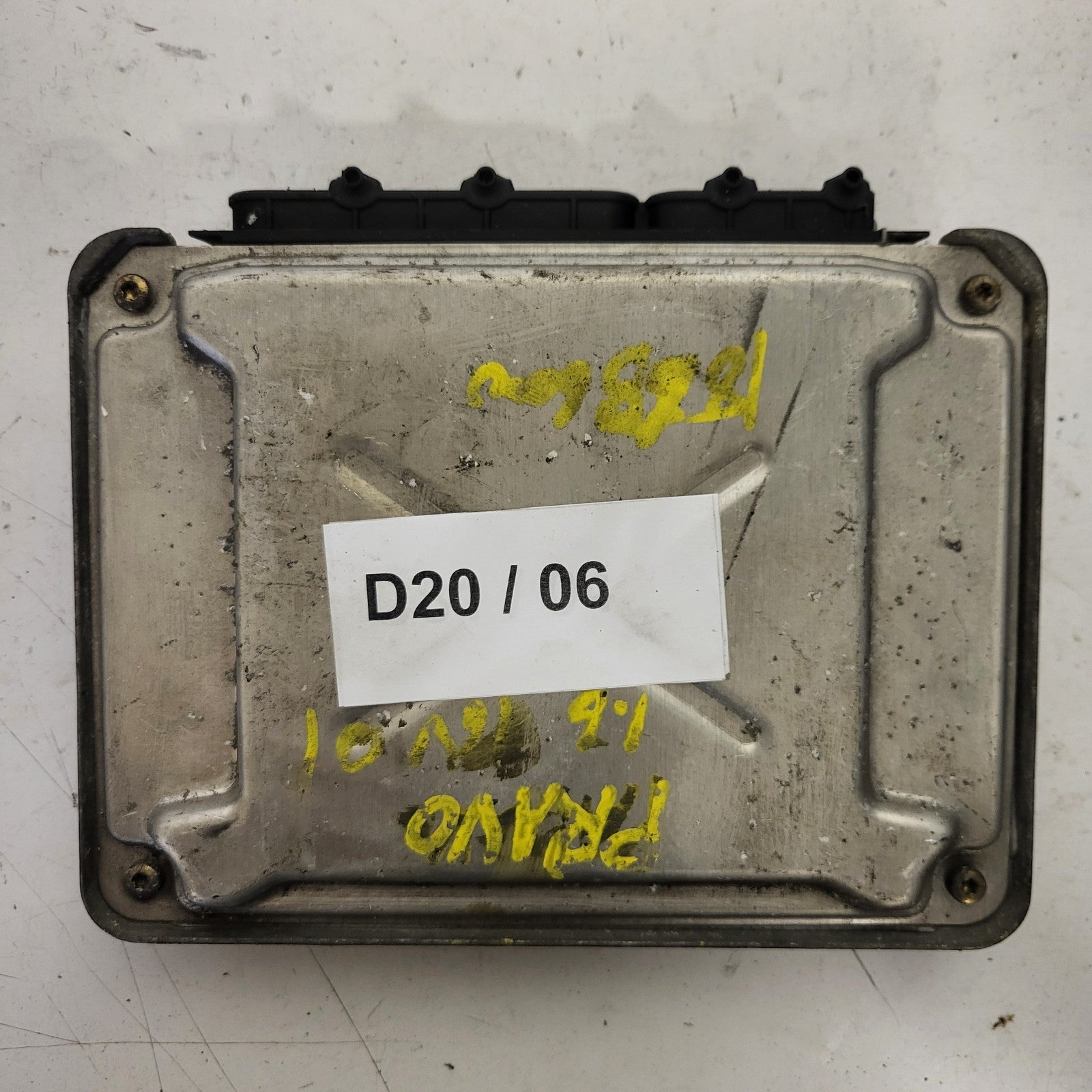 FIAT BRAVO ECU / IAW 4EF.B1 / 46799769 / HW203 / 61600.455.01 / MAGNETI MARELLI