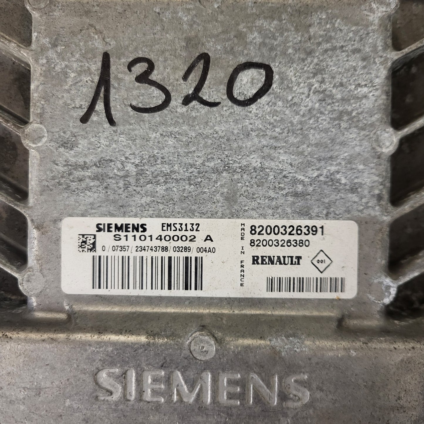 Renault ECU / S110140002A / 82003236391 / 8200326380 / S1101402002 / EMS3132