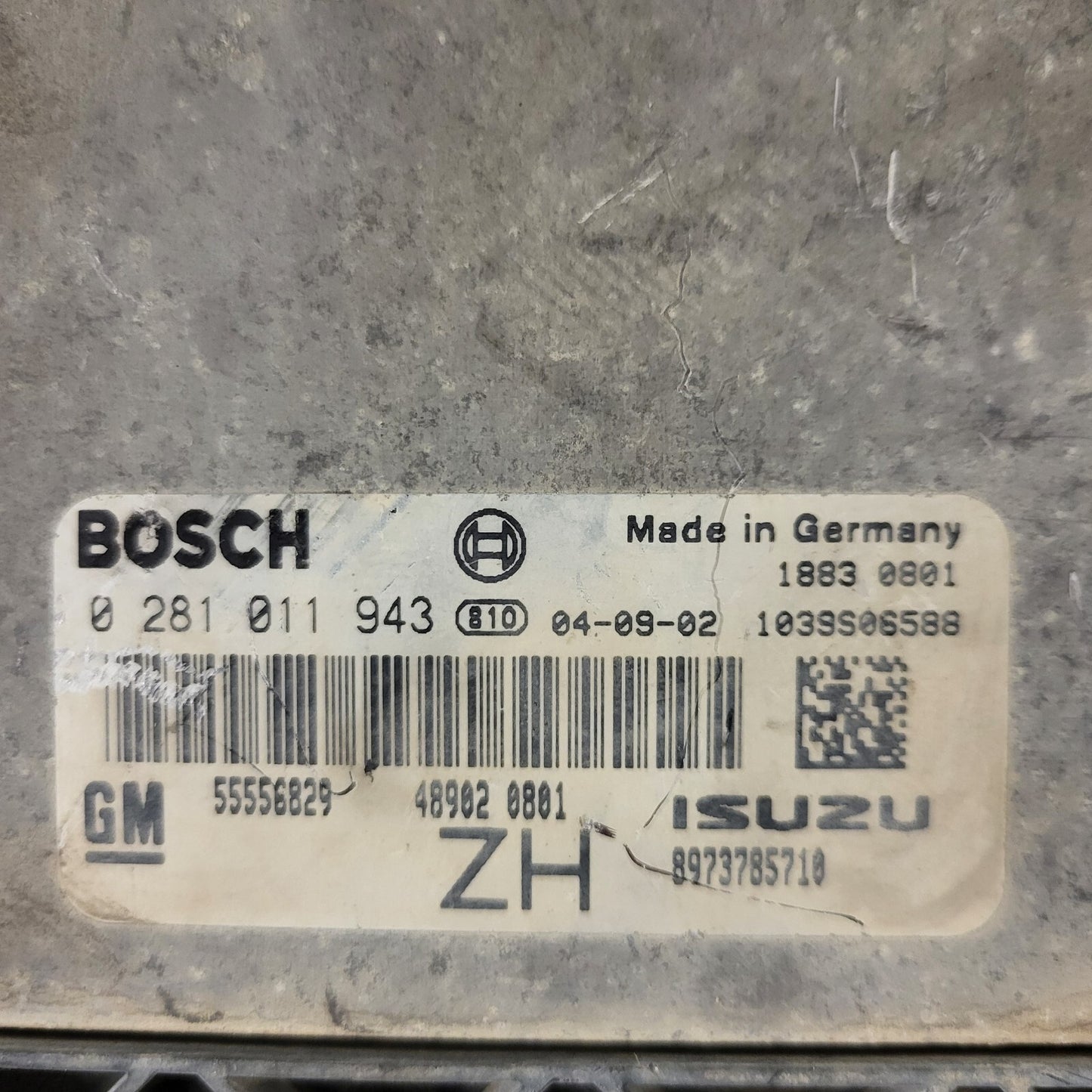 Opel Astra H ECU / 0281011943 / 55556829 / 1039S08853 / BOSCH