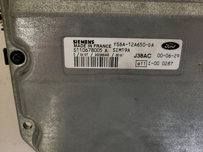 FORD FIESTA ECU / S110678005A / YS6A-12A650-DA / SIM19A / J38AC / SIEMENS