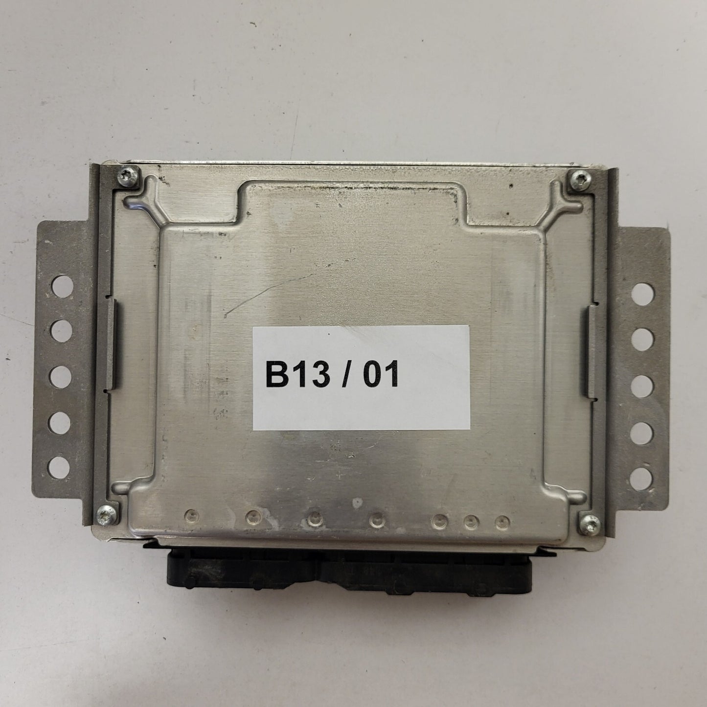 LANCIA LYBRA 2.4 JTD ECU / 0281011502 / 55188693 / BOSCH