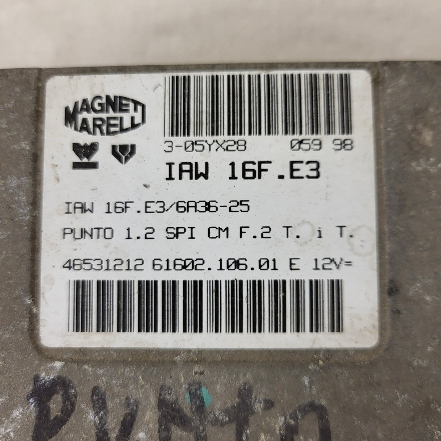 FIAT PUNTO 1.2 ECU / 16F.E3 / 46531212 / 61602.106.01 / MAGNETI MARELLI