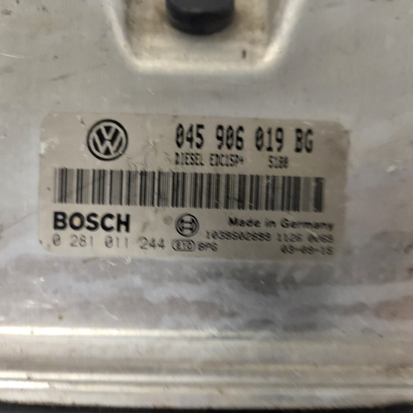 VW ŠKODA ECU / 045906019BG / 0281011244 / EDC15P+ / BOSCH