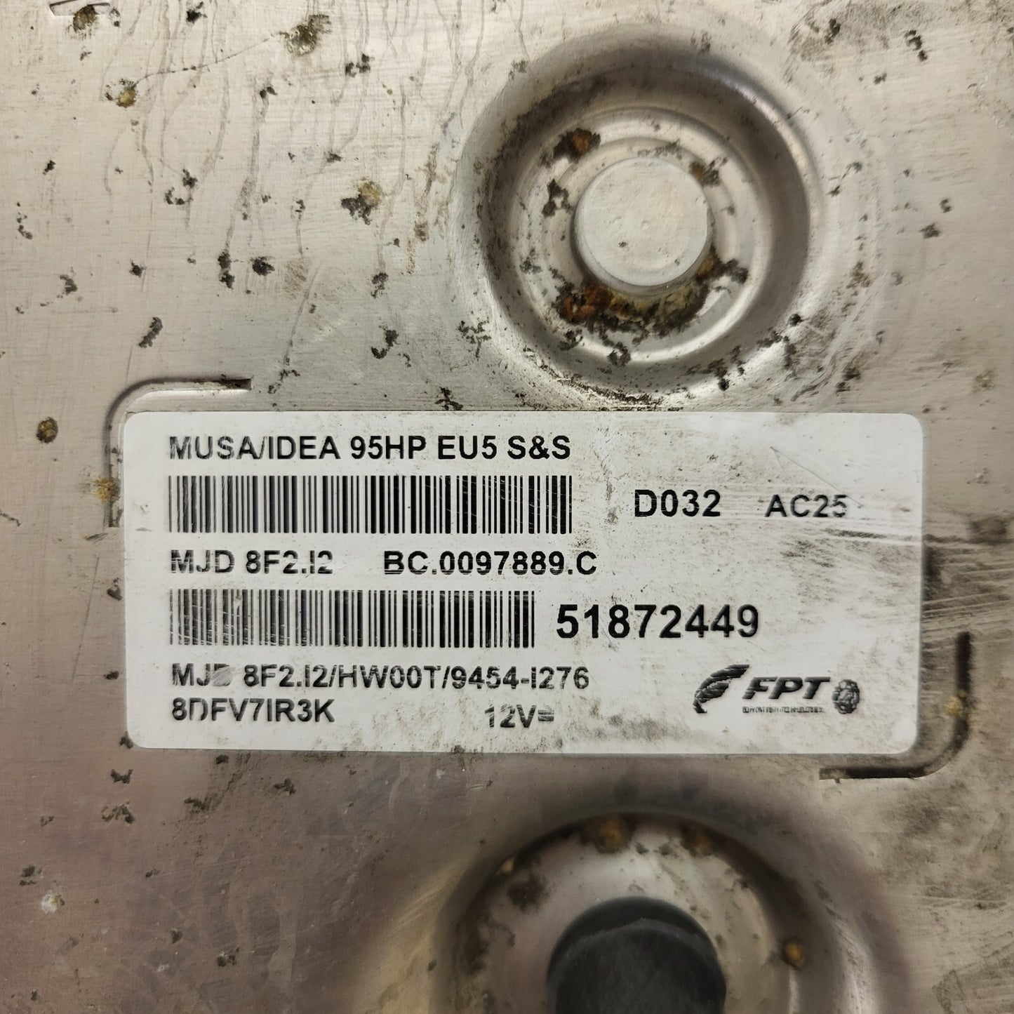 LANCIA MUSA FIAT IDEA ECU / 51872449 / MJD 8F2.I2 / HW00T / FPT