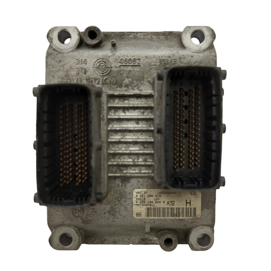 FIAT PUNTO ECU / 0261208319 / 00551846440 / BOSCH