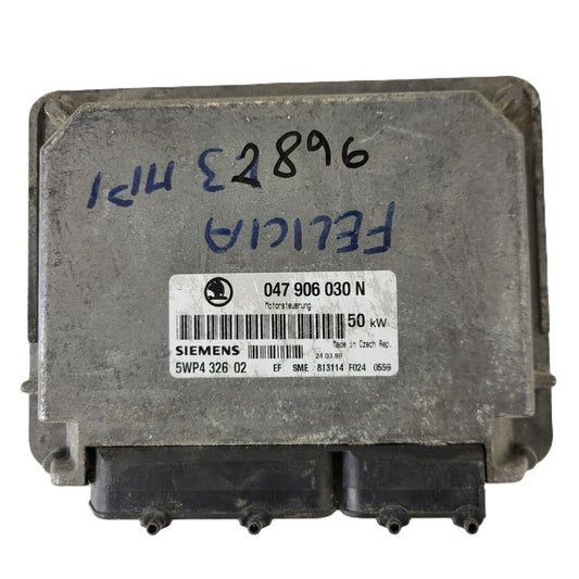 ŠKODA FELICIA ECU / 047906030N / 5WP432602 / 5WP4 326 / SIEMENS