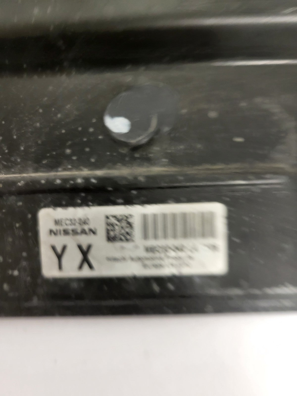 NISSAN MICRA ECU / MEC32-040 / YX / HITACHI