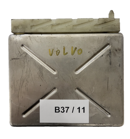 Volvo S60 V70 XC70 S80 ECU / P09480761 / 1T0505A00 / T02060554 / TEMIC