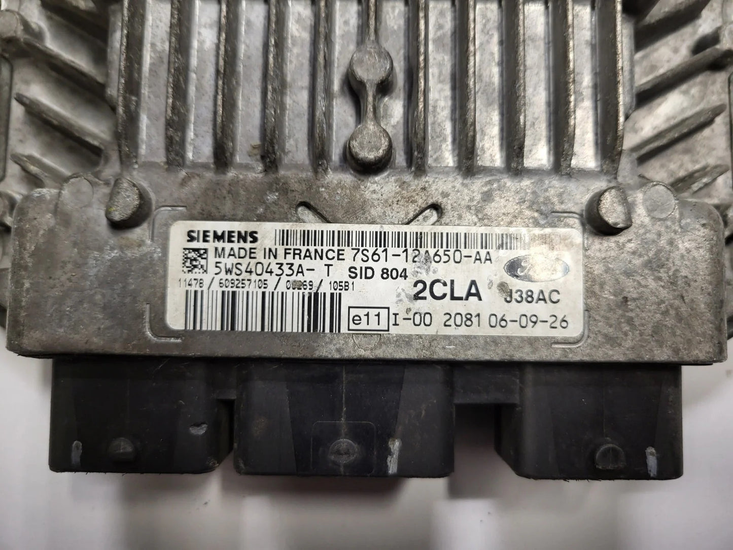 FORD FIESTA ECU / 7S61-12A650-AA / 5WS40433A-T / 2CLA / SID804 / J38AC SIEMENS