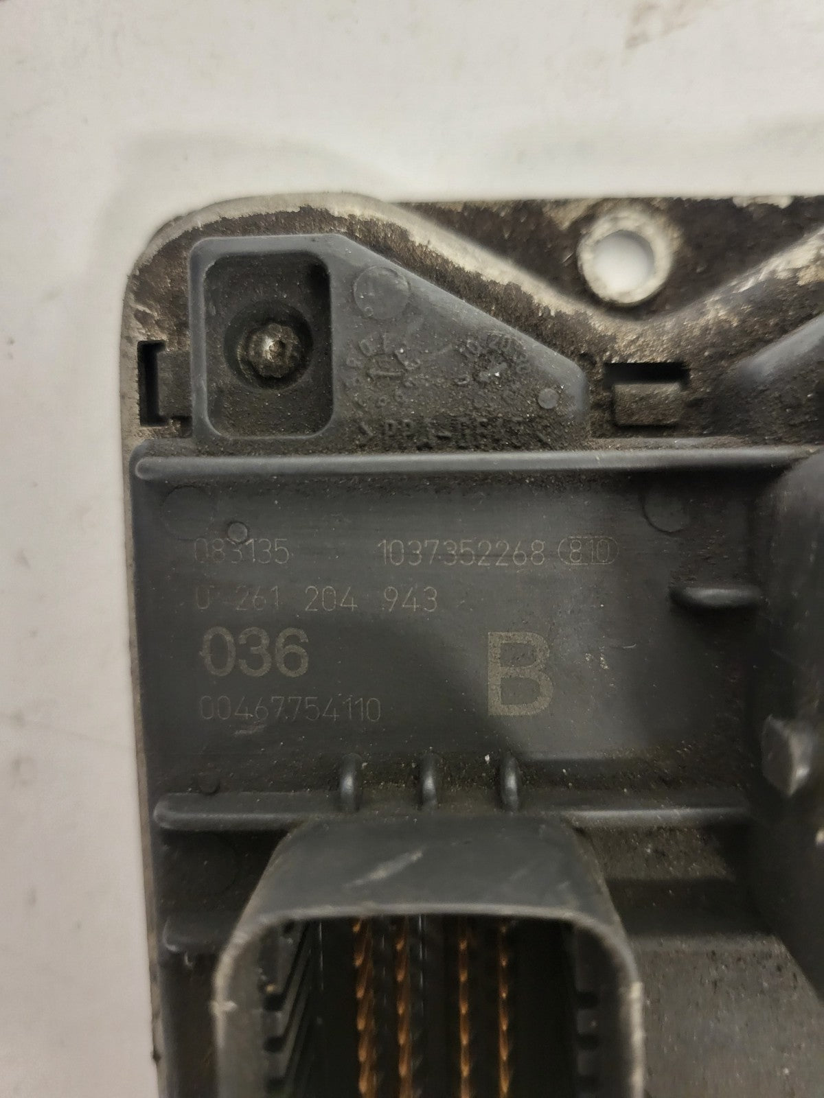 ALFA ROMEO 146 ECU / 0261204943 / 00467754110 / BOSCH