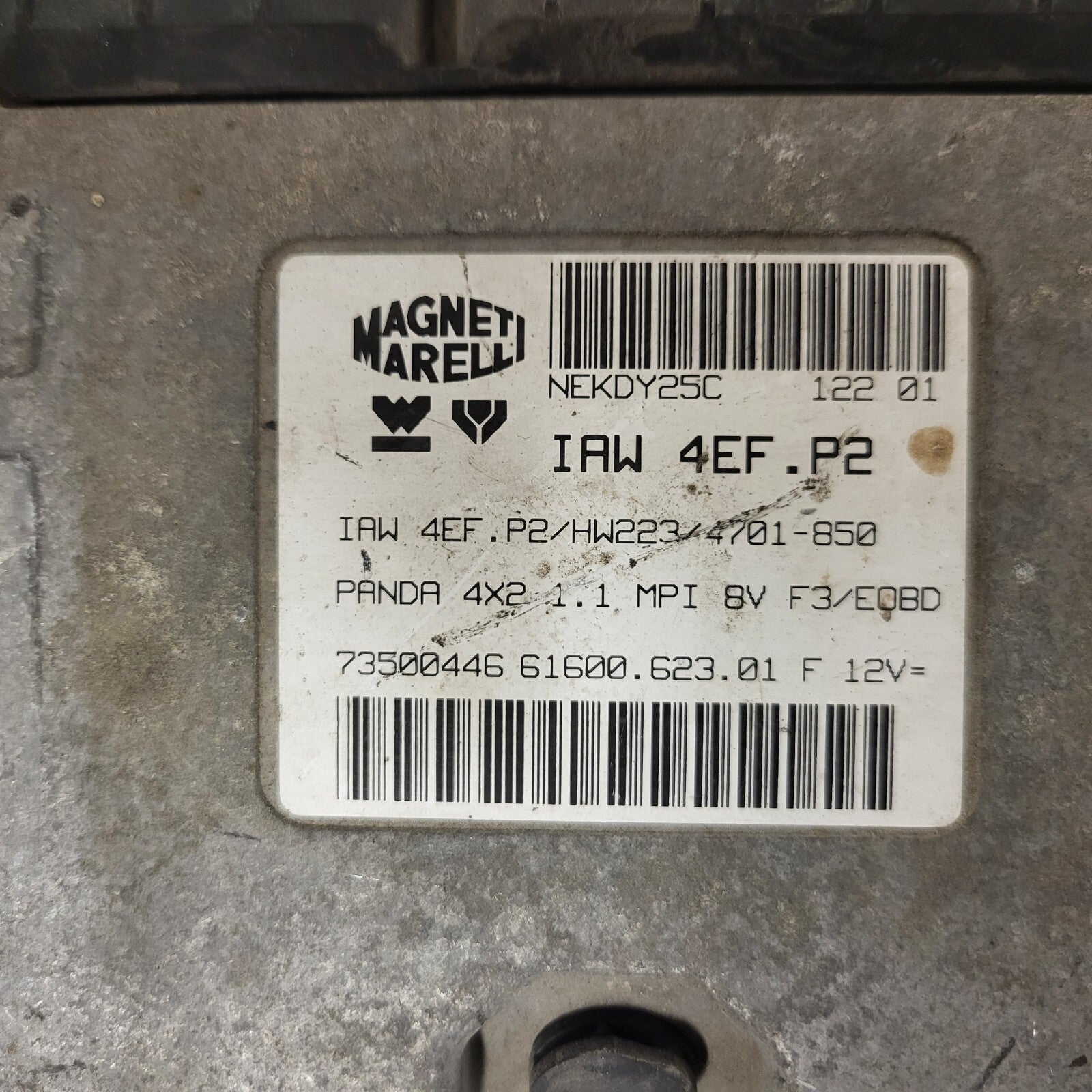 Fiat Panda ECU / IAW 4EF.P2 / 73500446 / 61600.623.01 / HW223 / MAGNETI MARELLI