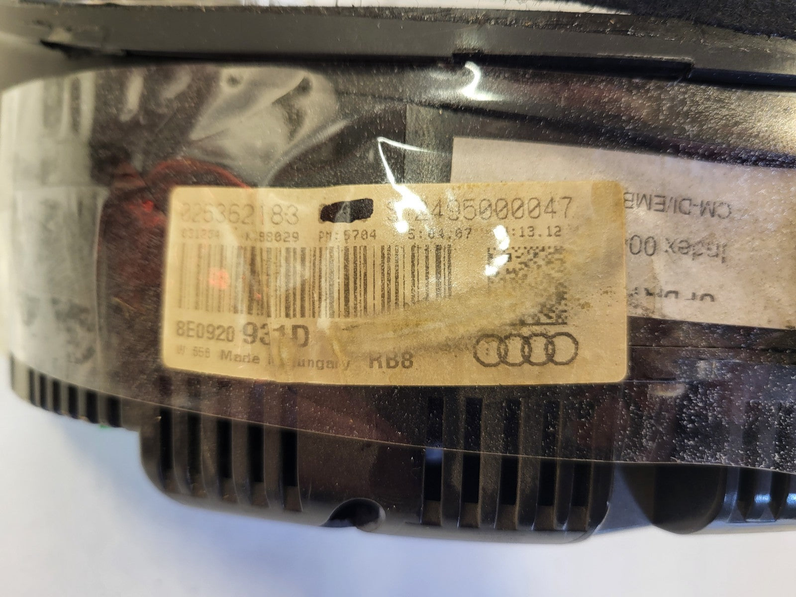 AUDI A4 B7 TDI QUADRO STRUMENTI CONTACHILOMETRI 8E0920931D 0263626183