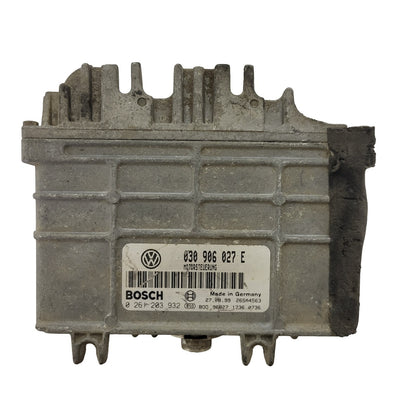 VW POLO  AROSA ECU / 030906027E / 0261203932 / BOSCH