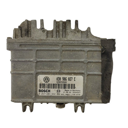 VW POLO  AROSA ECU / 030906027E / 0261203932 / BOSCH