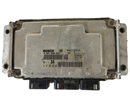 PEUGEOT CITROEN ECU / 0261206942 / 9638783480 / ME7.4.4. / BOSCH