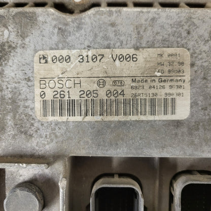 SMART FORTWO ECU / 0261205004 / 0003107V006 / HW 32.98 / BOSCH