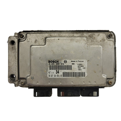 PEUGEOT CITROEN ECU / 0261206942 / 9638783480 / ME7.4.4. / BOSCH