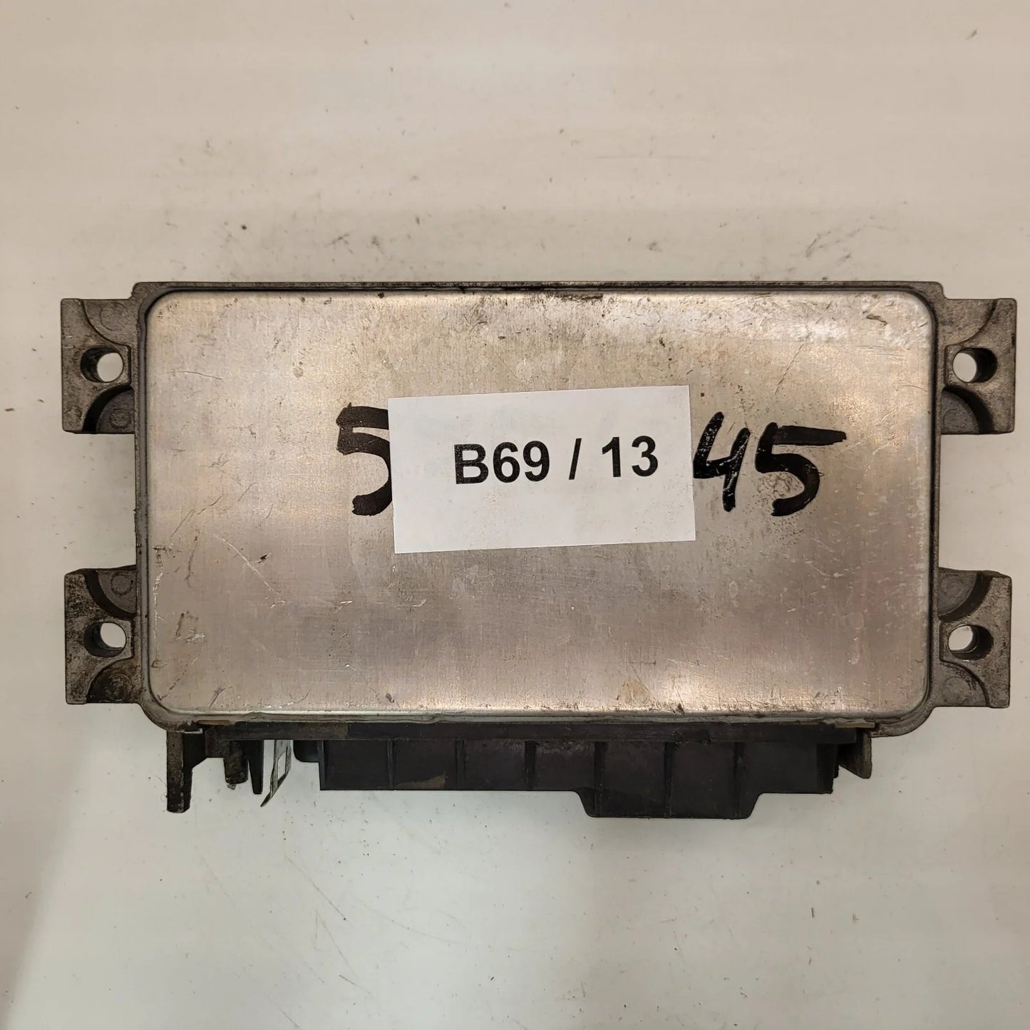 FIAT PUNTO LANCIA Y 1.1 ECU / IAW 16F.EB / 46480662 / IAW16F.EB / MAGNETI MAREL