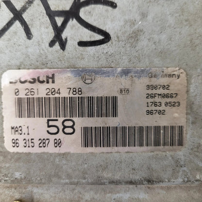 Peugeot Citroen ECU / 0261204788 / 9631528780 / BOSCH