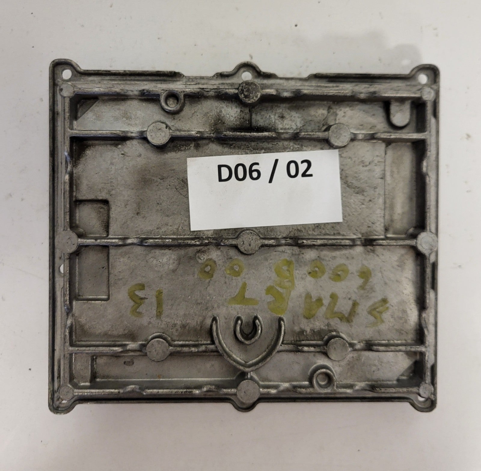 SMART FORTWO ECU / 0261205005 / 0003107V007 / BOSCH