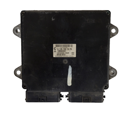 SMART FORFOUR ECU / A1351501979 / 1860A301 / E6T42484H3ZE / MITSUBISHI 