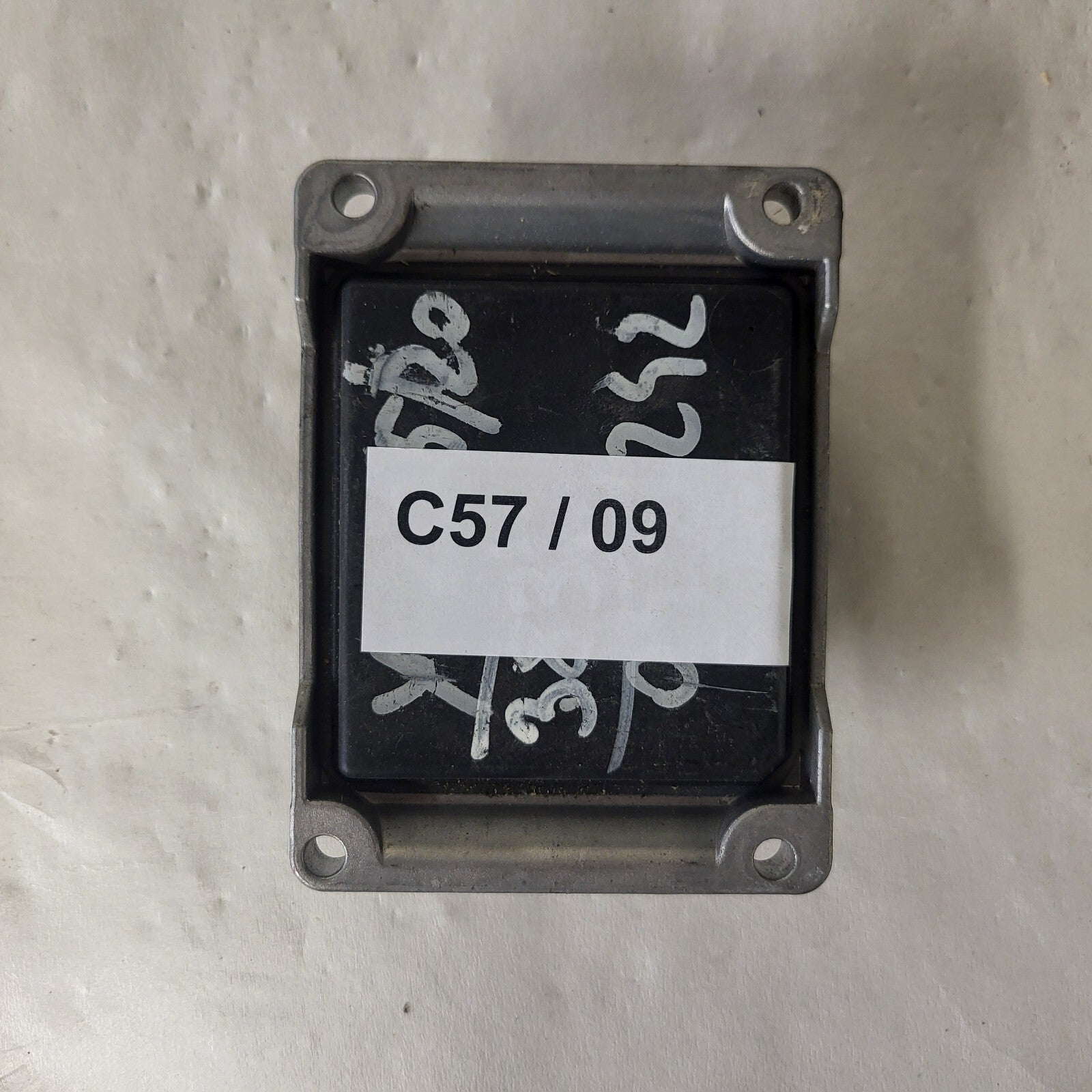 LANCIA YPSILON Y ECU / 0261207088 / 0055191981 / 055191981 / BOSCH