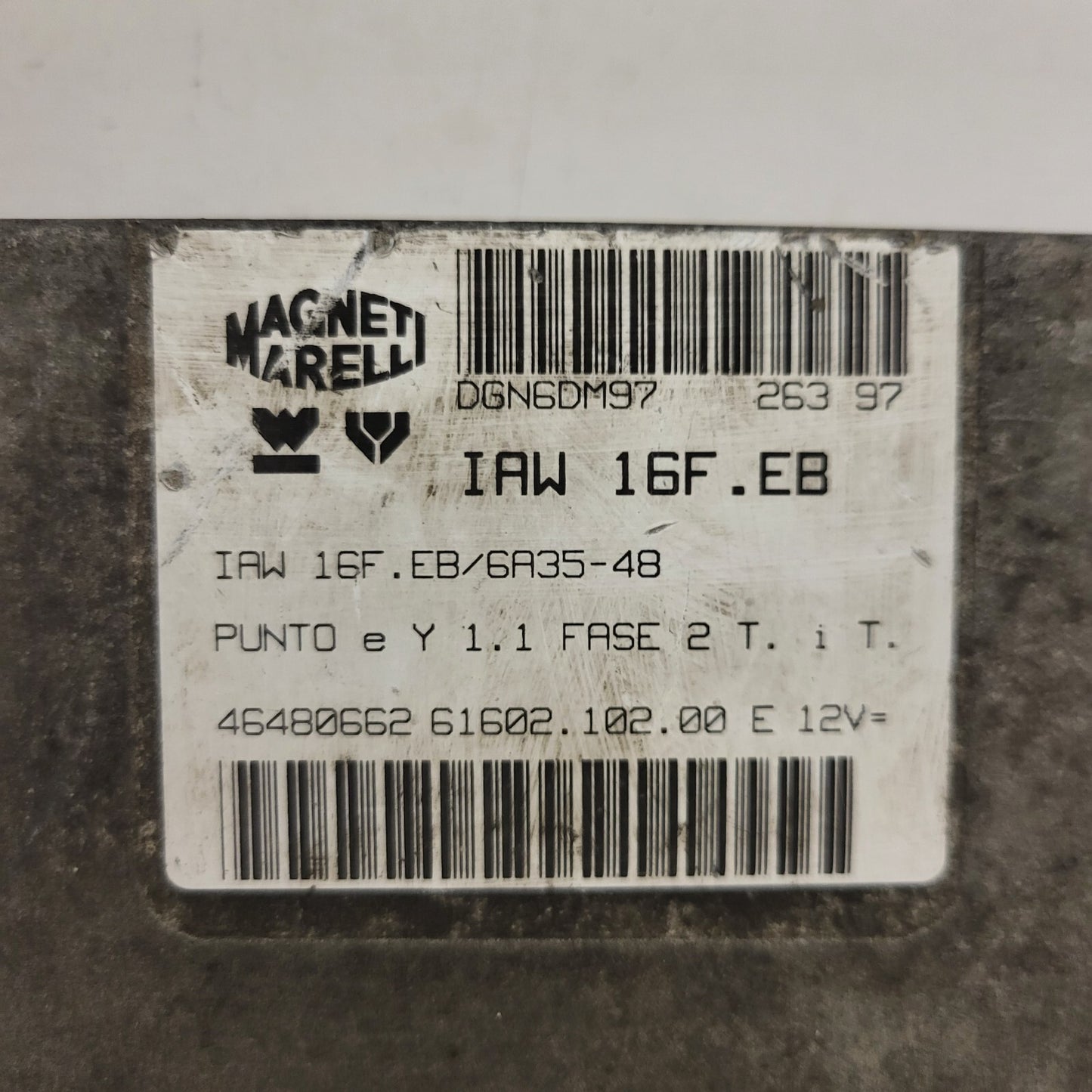FIAT PUNTO LANCIA Y 1.1 ECU / IAW 16F.EB / 46480662 /  61602.102.00 / MAGNETI MA