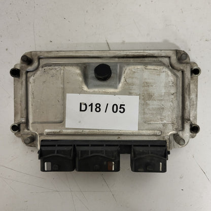 Citroex XSARA ECU / 0261207318 / 9648483480 / M7.4.4 / BOSCH