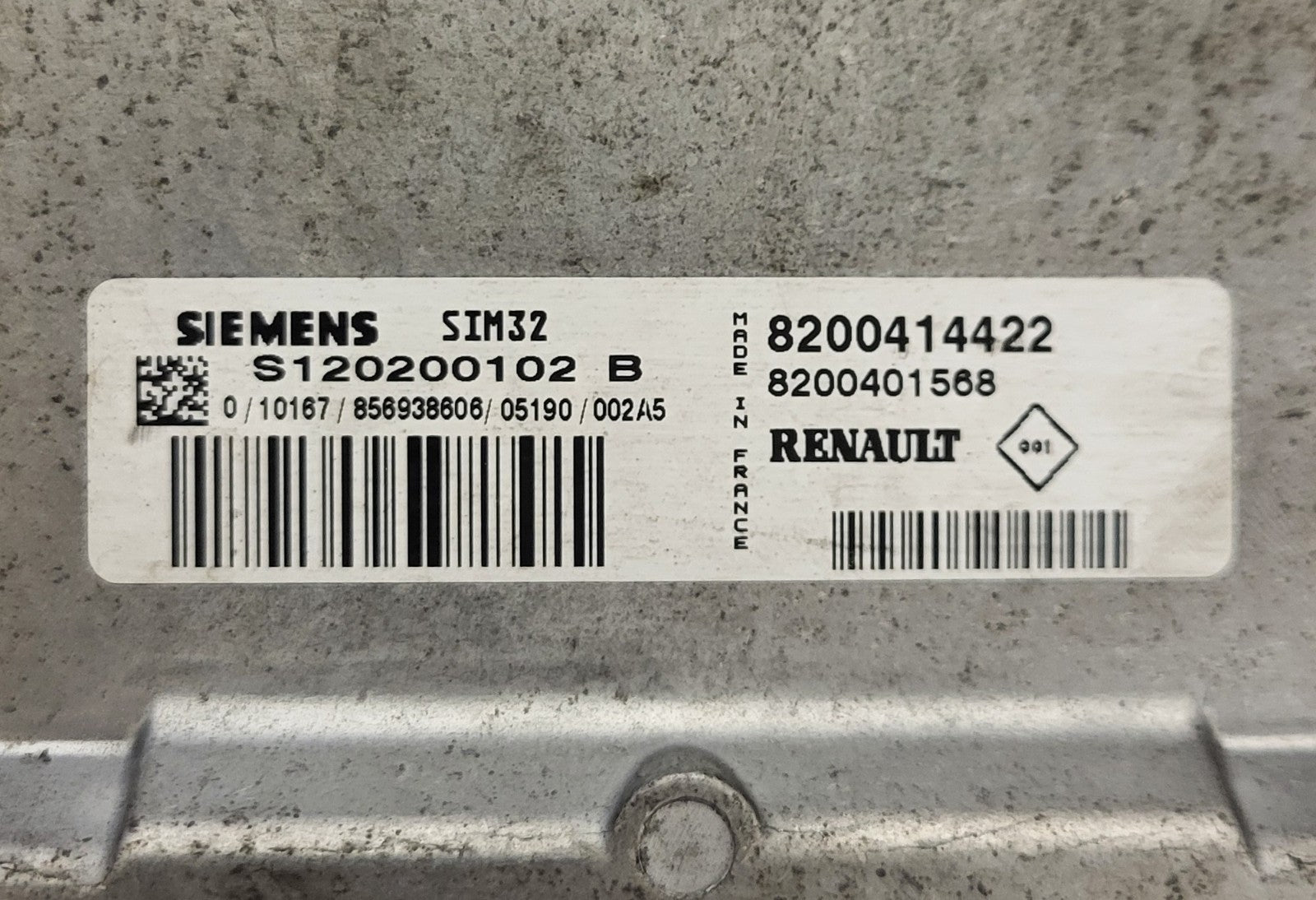 Renault Modus ECU / S120200102B / 8200414422 / 8200401568 / S120200102 / SIM32