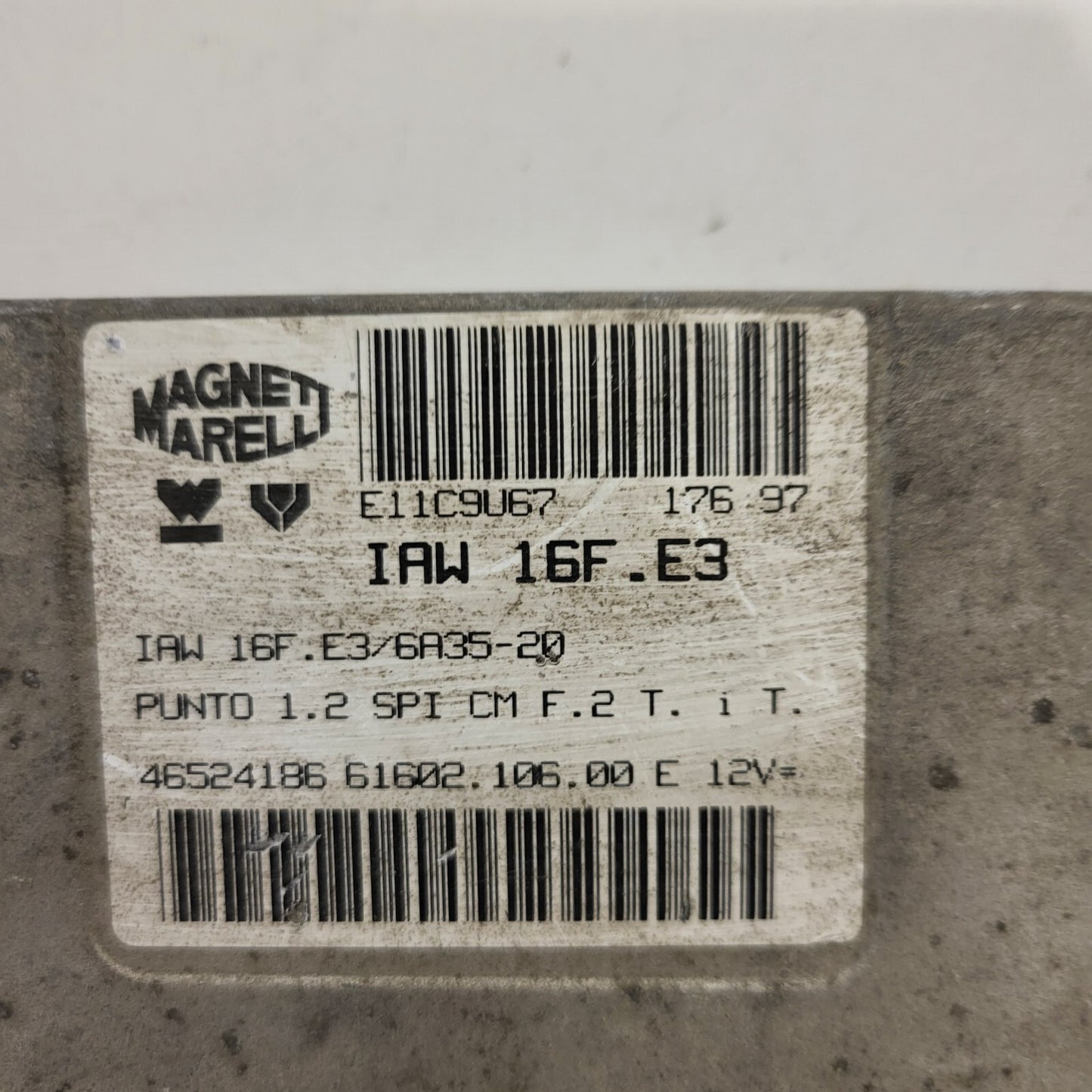 Fiat Punto 1.2 ECU / 46524186 / IAW 16F.E3 / 61602.106.00 / MAGNETI MARELLI