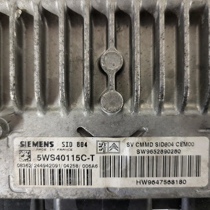 PEUGEOT CITREON ECU / 5WS40115C-T / SW9652890280 / HW9647568180 / SIEMENS