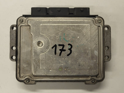 PEUGEOT CITROEN ECU / 0281011560 / 9656162180 / EDC16C34 / BOSCH