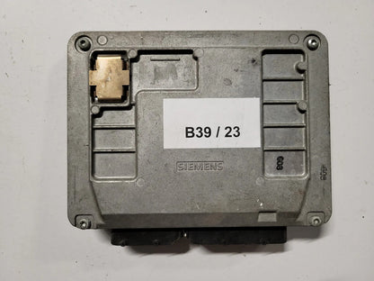 VW POLO ECU / 03E906033L / 5WP40194 07 / BOSCH
