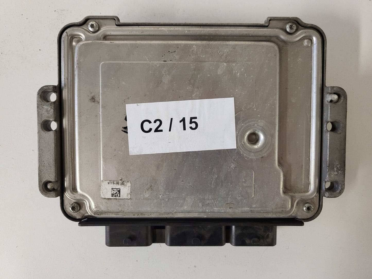 FORD ECU / 0281011701 / 6M51-12A650-NC / 9BXC / 1039S17805 / BOSCH