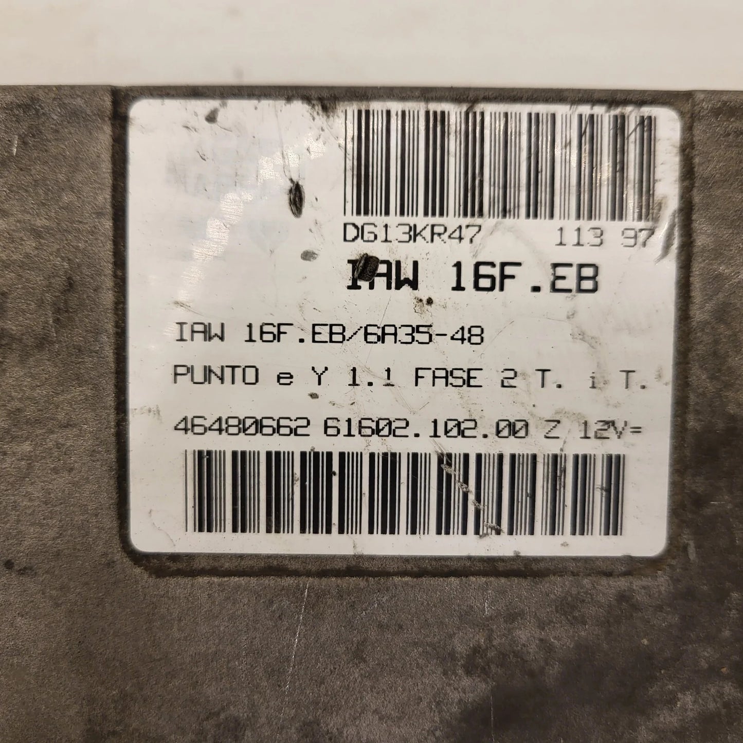 FIAT PUNTO LANCIA Y 1.1 ECU / IAW 16F.EB / 46480662 / IAW16F.EB / MAGNETI MAREL