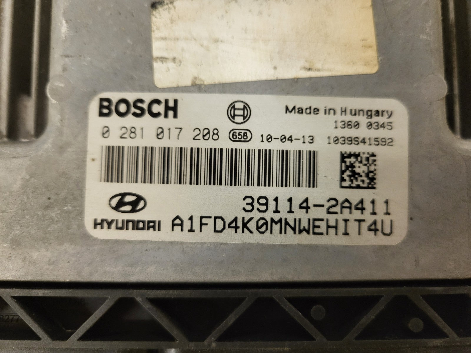HYUNDAI I30 1.6 CRDI ECU / 0281017208 / 39114-2A411 / BOSCH